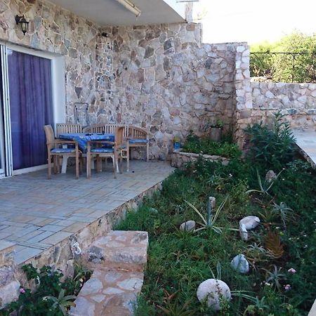 Villa Το Πετρινο à Agia Marina Mikrolimanou Extérieur photo