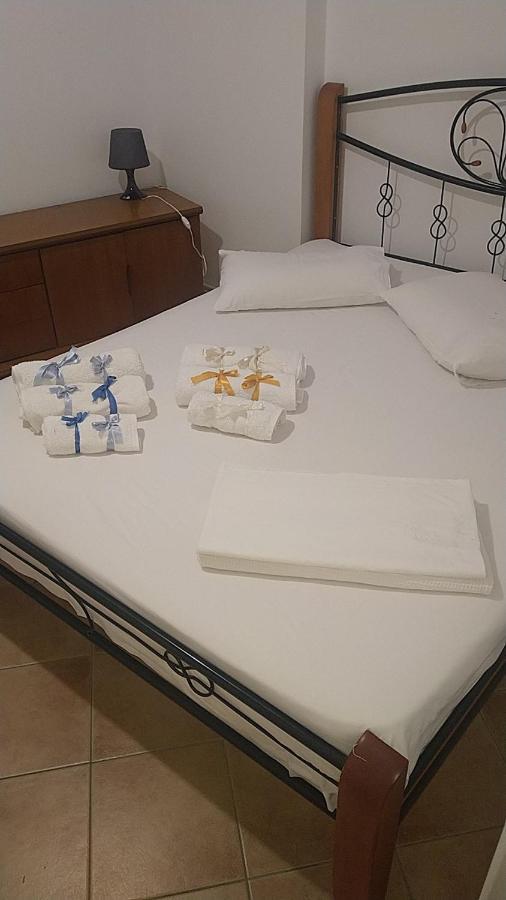 Villa Το Πετρινο à Agia Marina Mikrolimanou Extérieur photo