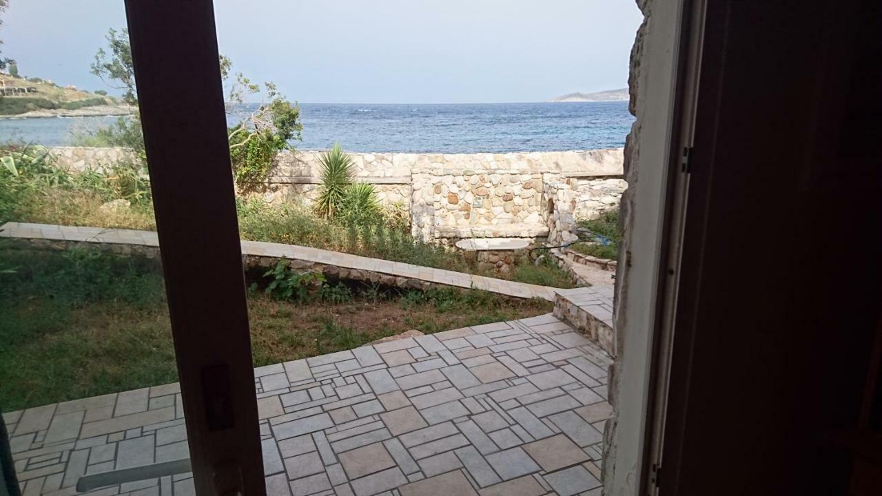 Villa Το Πετρινο à Agia Marina Mikrolimanou Extérieur photo